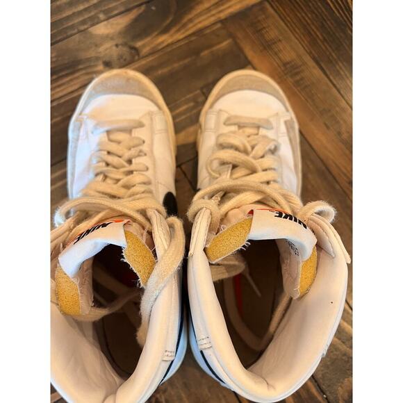 Nike Blazer Mid 77 Sneaker Shoe Women 7.5 Grunge Retro Basketball Classic Twee - Picture 12 of 13